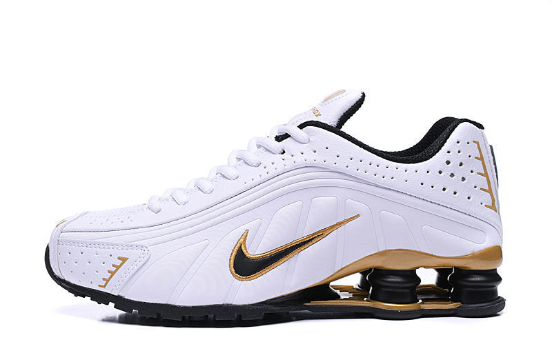 NIKE SHOX R4