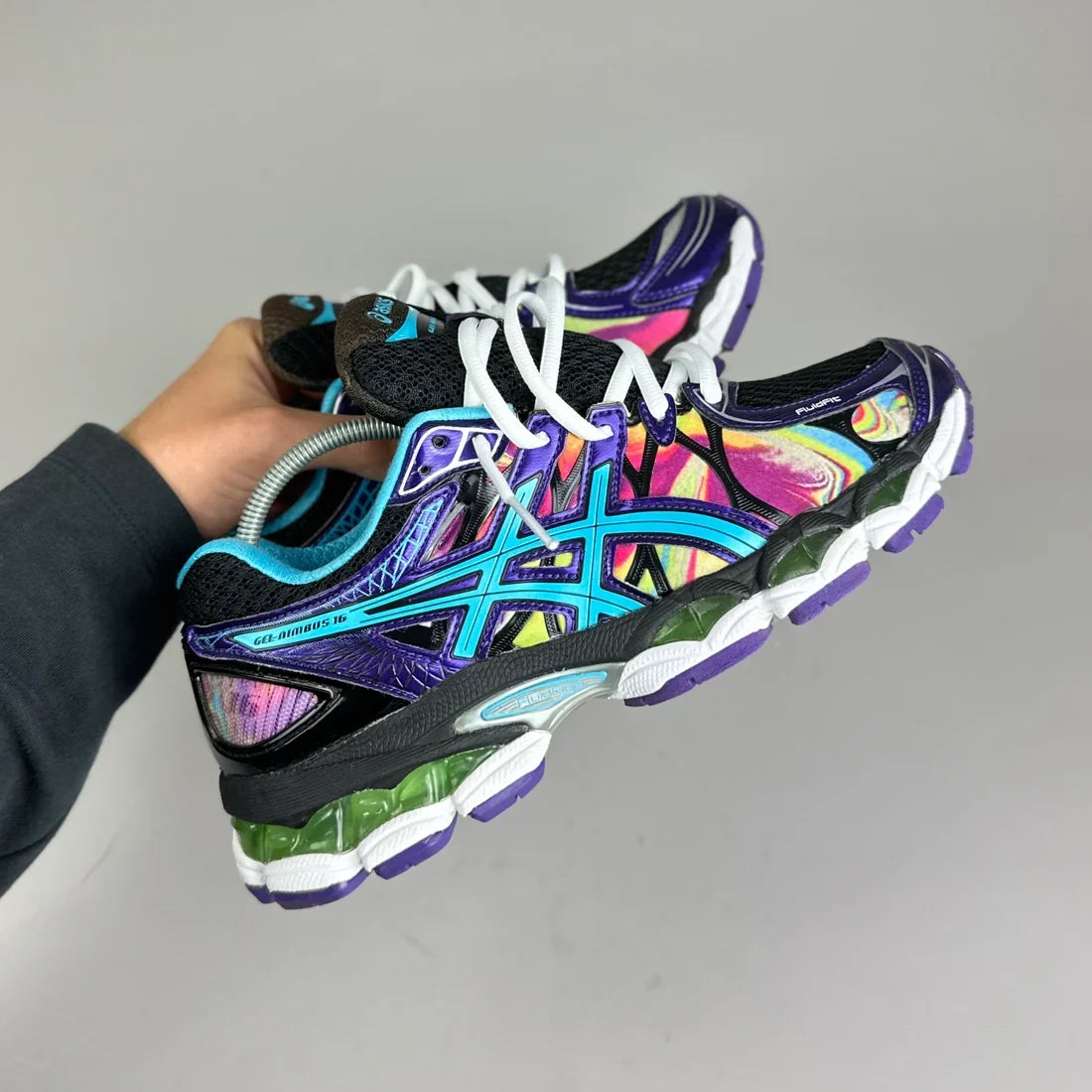 GEL NIMBUS 16 - AURORA BLACK