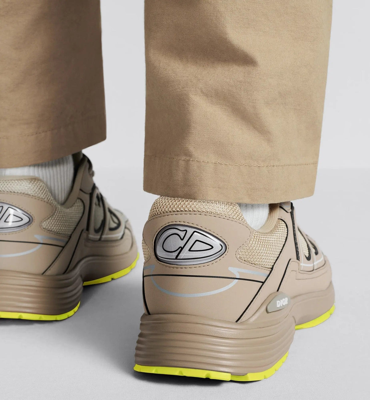 Dior B30 Countdown — Beige & Jaune Fluo